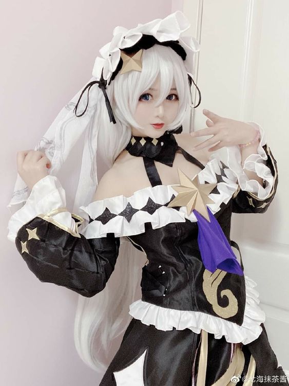 Gái cosplay anime gợi cảm khó cưỡng