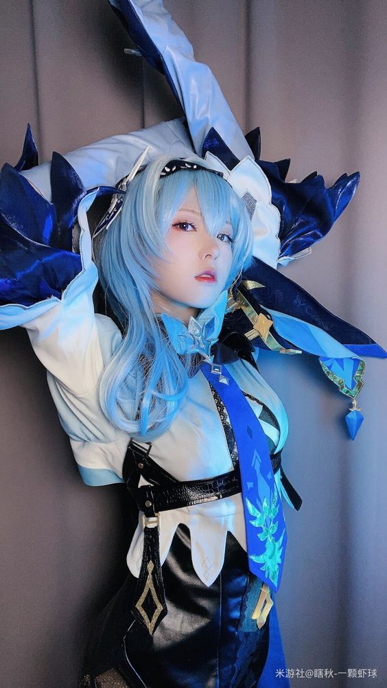 Gái xinh cosplay bikini gợi cảm khó cưỡng