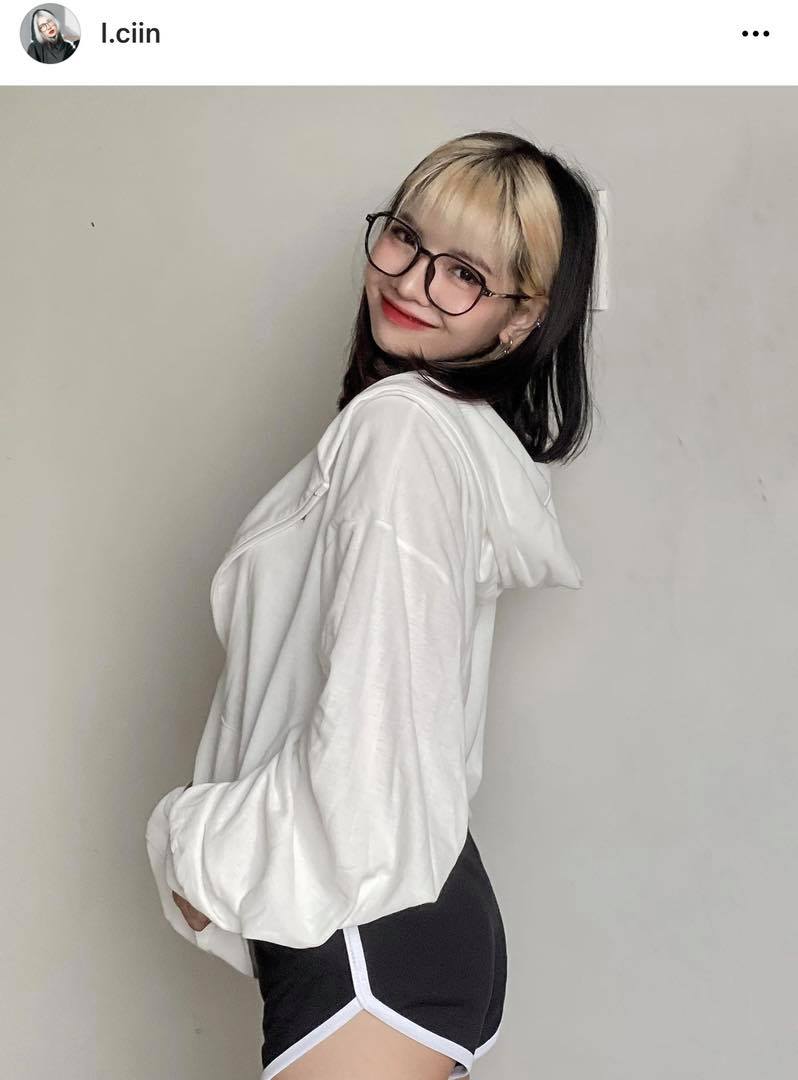 Chia sẻ hình ảnh Ciin sexy nhất