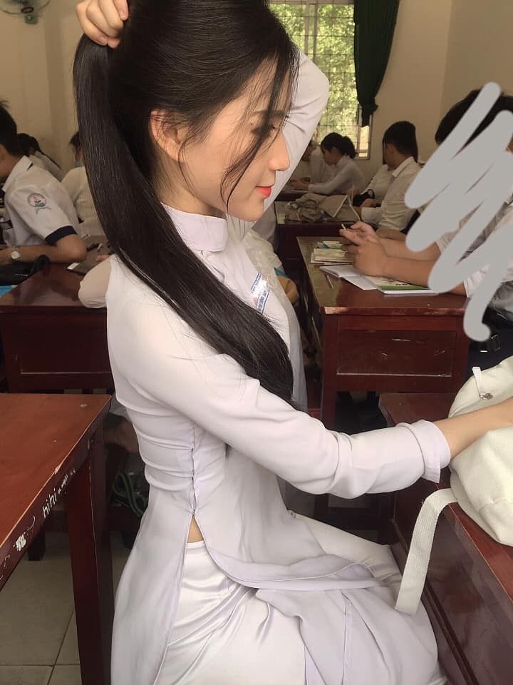 Gái mặc áo dài cute dễ thương