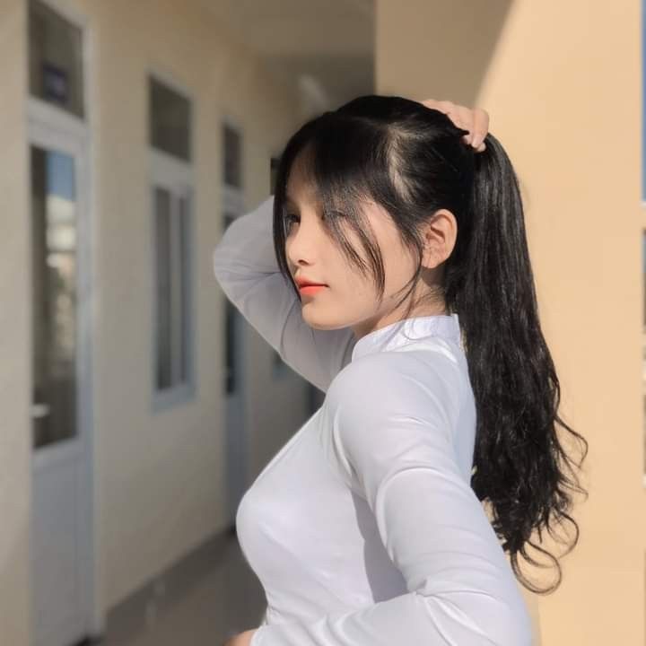 Con gái mặc áo dài cute dễ thương