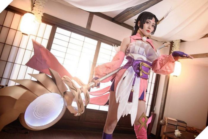 Cosplay liên quân krixi thân hình gợi cảm