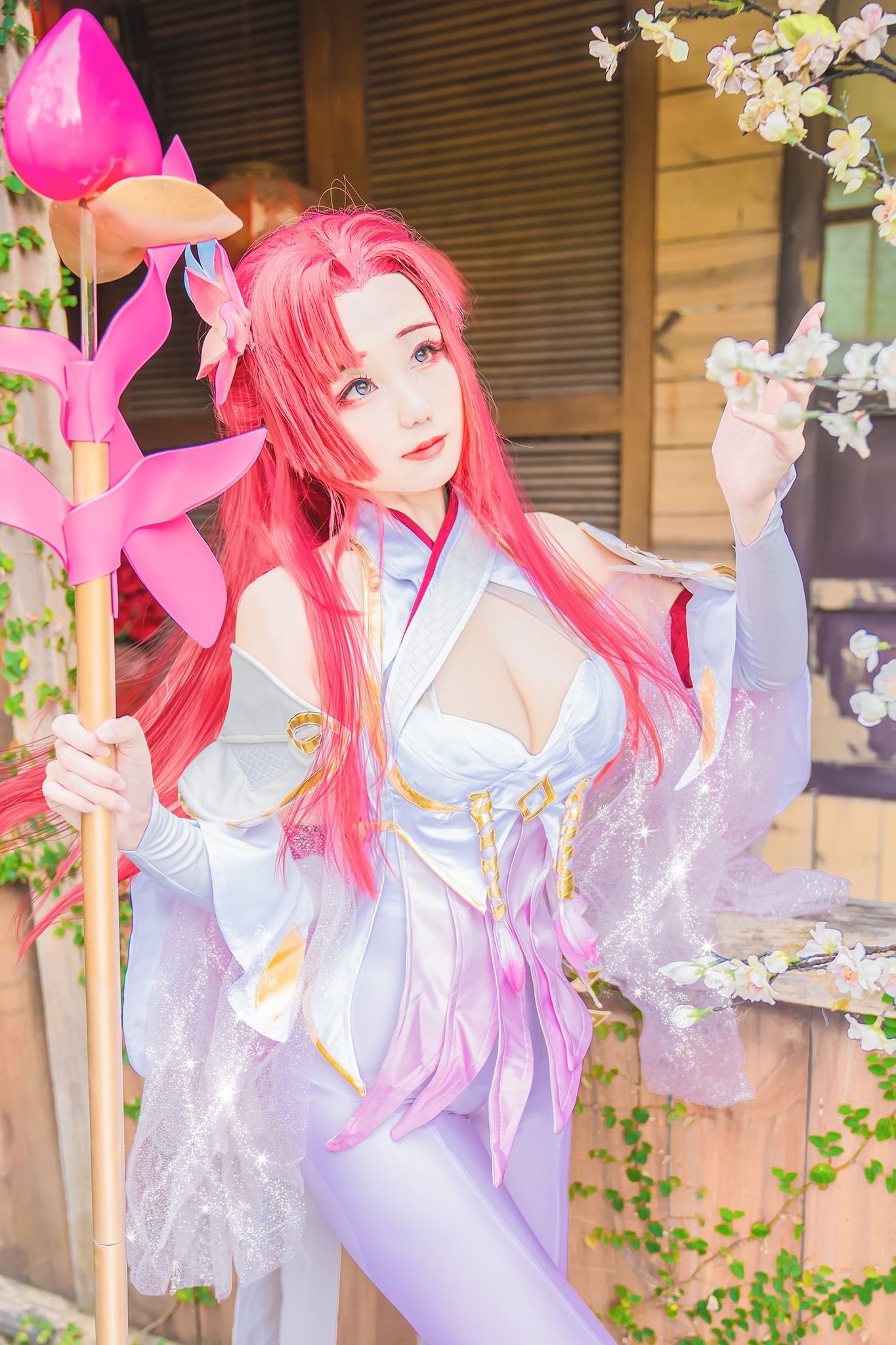 Cosplay điêu thuyền gợi cảm quyến rũ