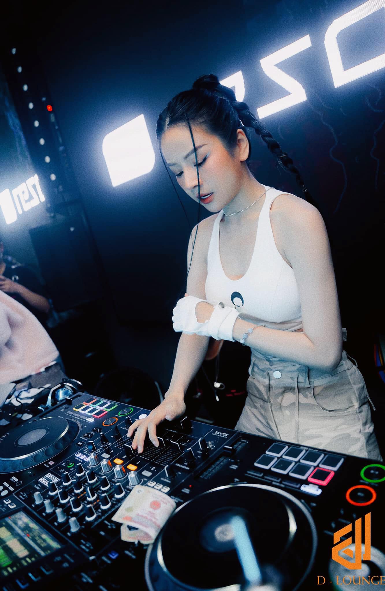 Tổng hợp hình DJ Mie nóng bỏng tôn dáng nhìn là phê