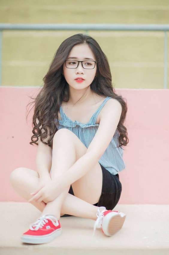 Hình gái đẹp tóc dài siêu cute hạt me