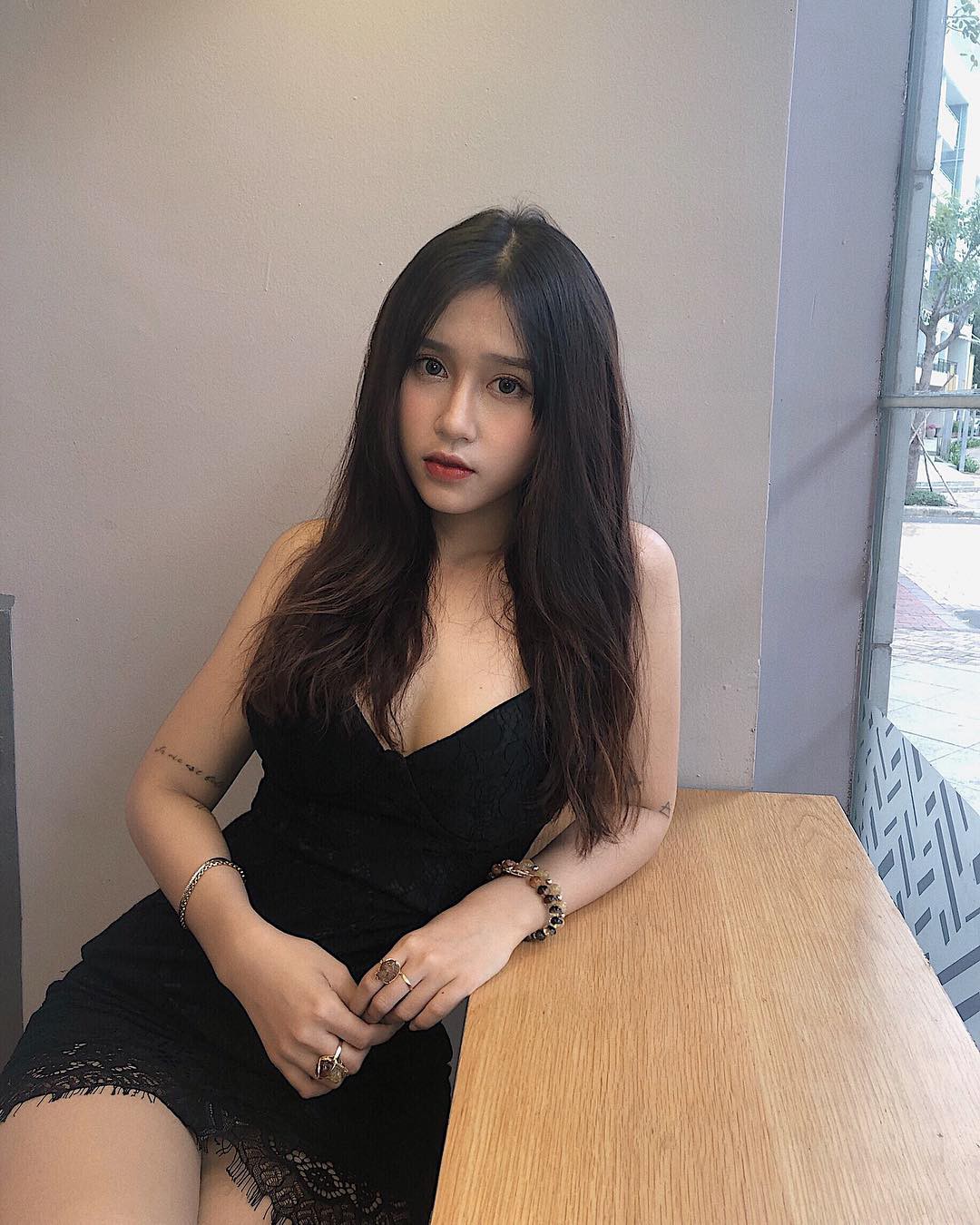 Girl xinh 2k hot đình đám MXH